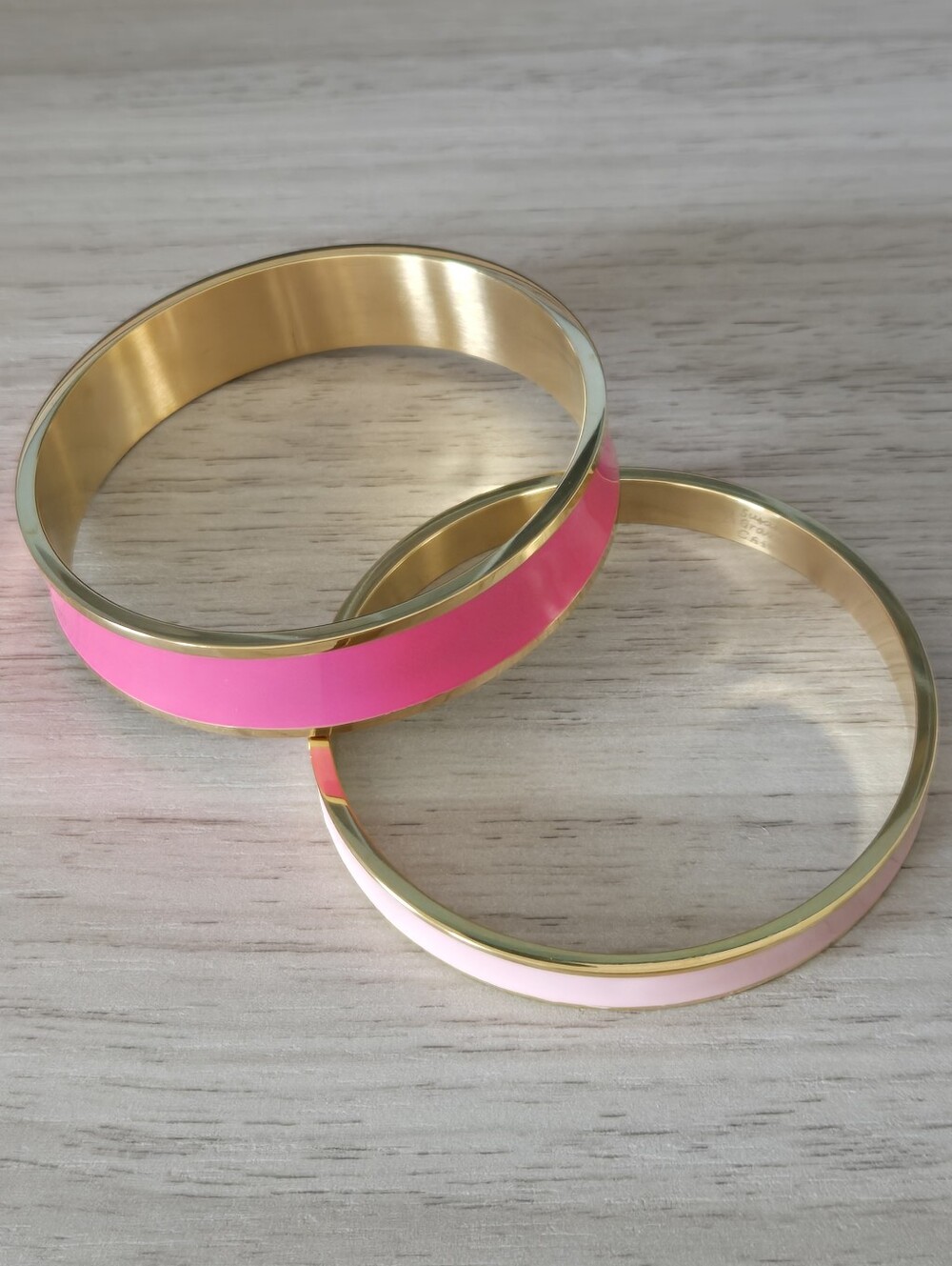 Susan Graver Set of 2 Goldtone Enamel Bangles Light Pink Fuchsia Stackable NIP